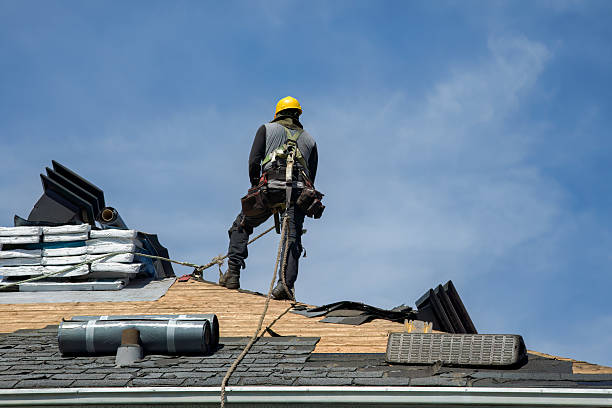 Professional Gutter Installation technician working in Bonner Springs, KS